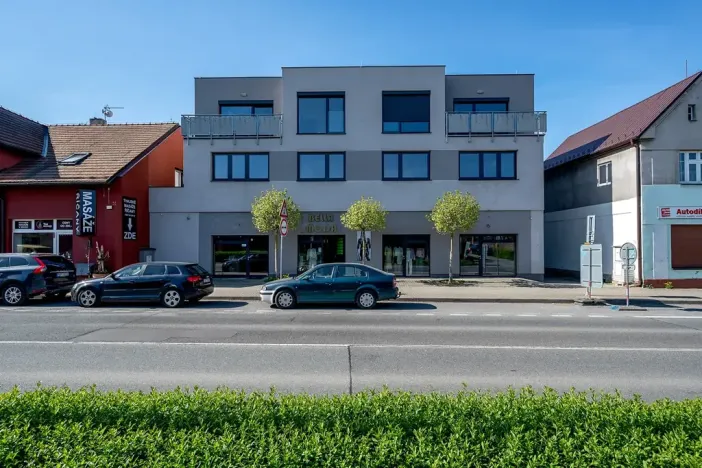 Pronájem obchodního prostoru, Říčany, Černokostelecká, 73 m2