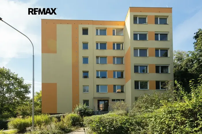 Pronájem bytu 1+1, Praha - Kobylisy, Jelínkova, 33 m2