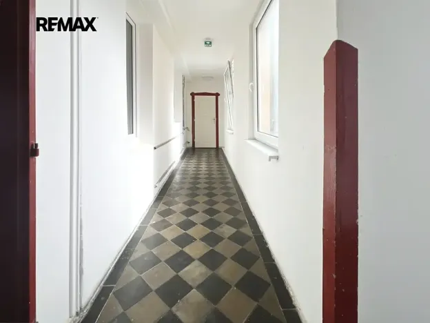 Prodej činžovního domu, Praha - Ďáblice, Kokořínská, 2120 m2