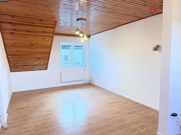 Pronájem bytu 4+1, Benešov, Hráského, 102 m2