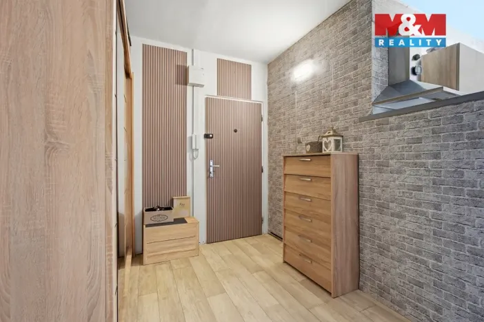 Prodej bytu 2+1, Bílina, Sídliště Za Chlumem, 60 m2
