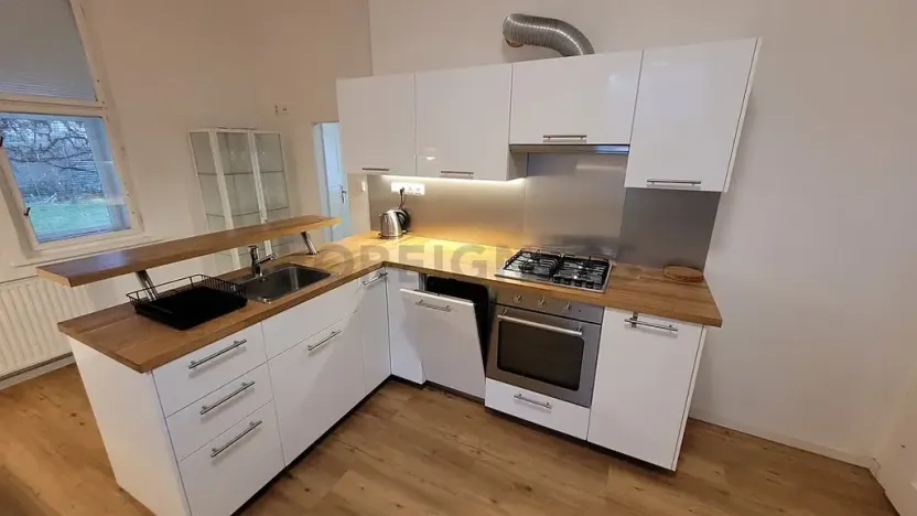Pronájem bytu 3+1, Brno, Wurmova, 115 m2