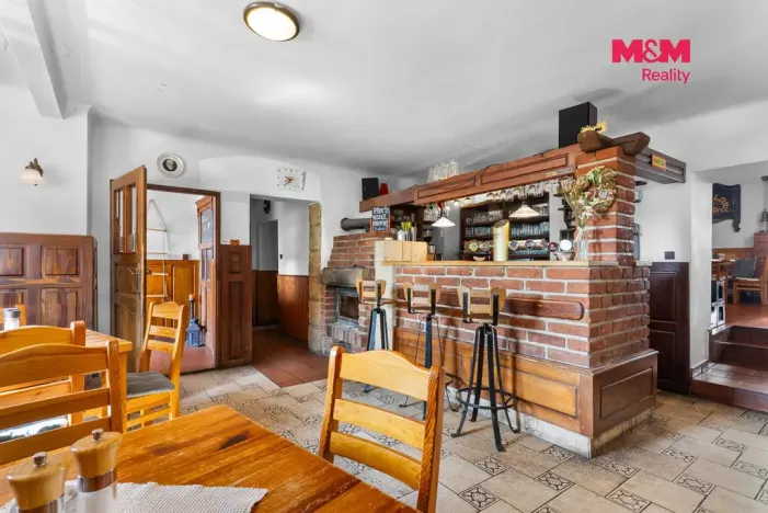 Prodej ubytování, Lomnice nad Popelkou, Poděbradova, 600 m2