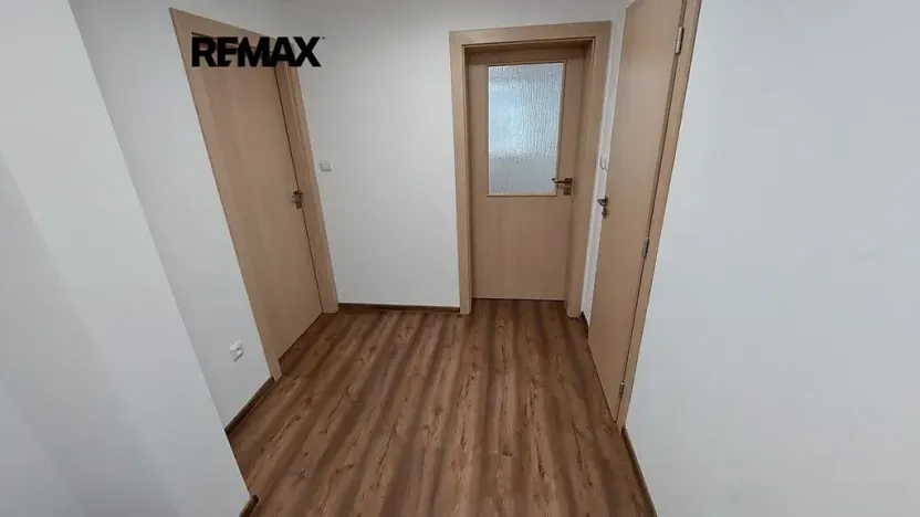 Pronájem bytu 2+kk, Rousínov, 40 m2