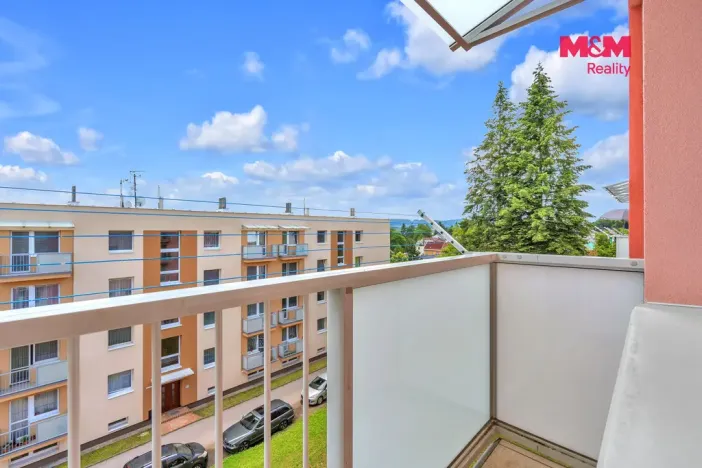 Prodej bytu 3+1, Dvůr Králové nad Labem, Karolíny Světlé, 74 m2