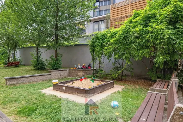 Prodej bytu 3+1, Praha - Košíře, Vrchlického, 78 m2