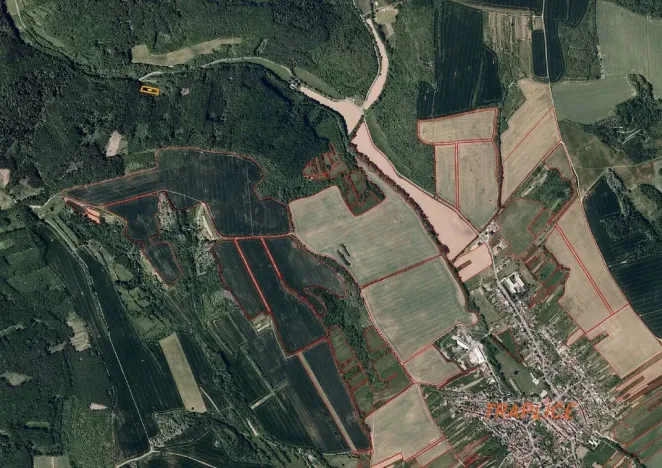 Prodej pole, Traplice, 1953 m2
