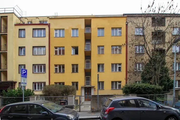 Prodej bytu 3+1, Praha - Vinohrady, V Horní Stromce, 70 m2