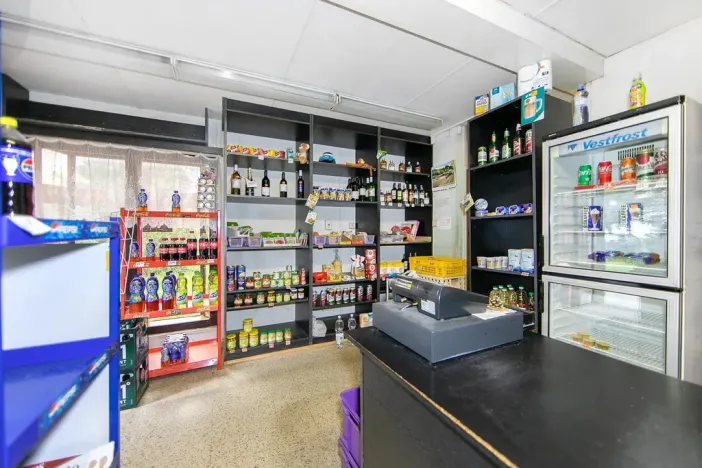 Prodej obchodního prostoru, Plzeň - Bolevec, Kaznějovská, 30 m2