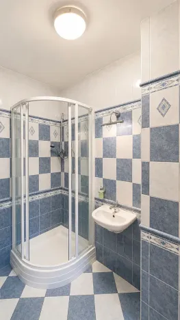 Prodej rodinného domu, Praha - Pitkovice, Klouzková, 181 m2