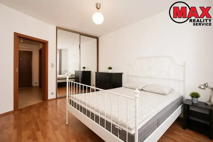 Pronájem bytu 2+kk, Praha - Záběhlice, Mattioliho, 53 m2
