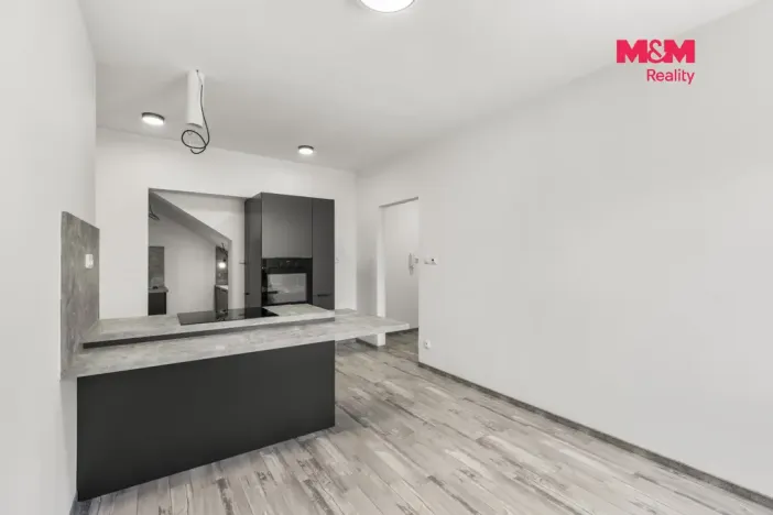 Pronájem bytu 3+kk, Heřmanův Městec, náměstí Míru, 54 m2