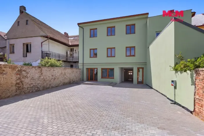 Pronájem bytu 3+kk, Heřmanův Městec, náměstí Míru, 54 m2