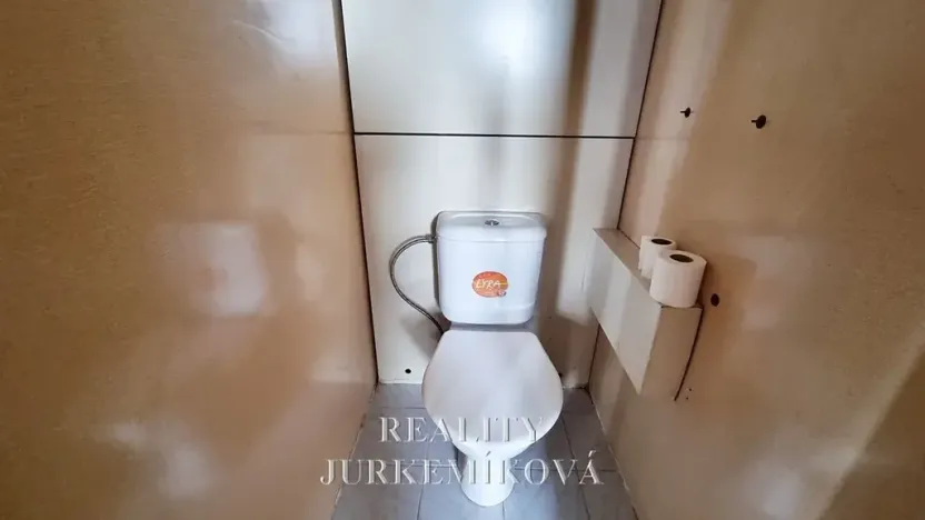 Pronájem bytu 2+kk, České Budějovice, Labská, 44 m2