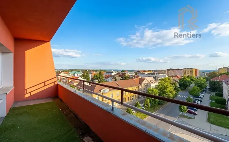 Prodej bytu 3+1, Kladno, nám. Edvarda Beneše, 52 m2