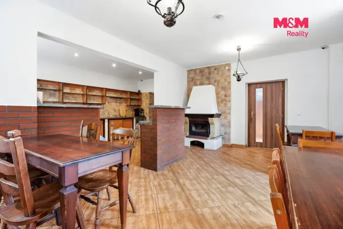 Prodej rodinného domu, Svojetín, 800 m2