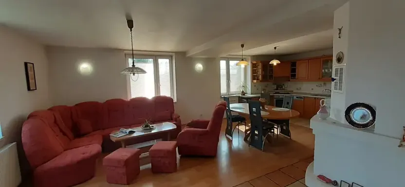 Prodej rodinného domu, Kotenčice, 342 m2