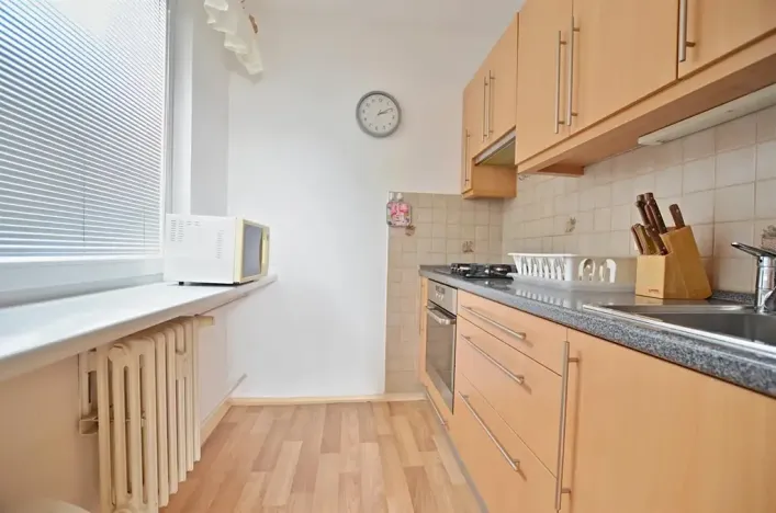 Pronájem bytu 2+1, Praha - Kobylisy, Formánkova, 49 m2
