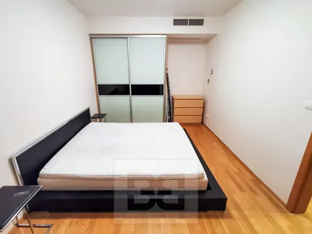 Pronájem bytu 2+kk, Praha - Žižkov, Pitterova, 63 m2