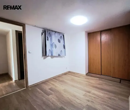 Pronájem bytu 4+kk, Praha - Modřany, Plovdivská, 82 m2