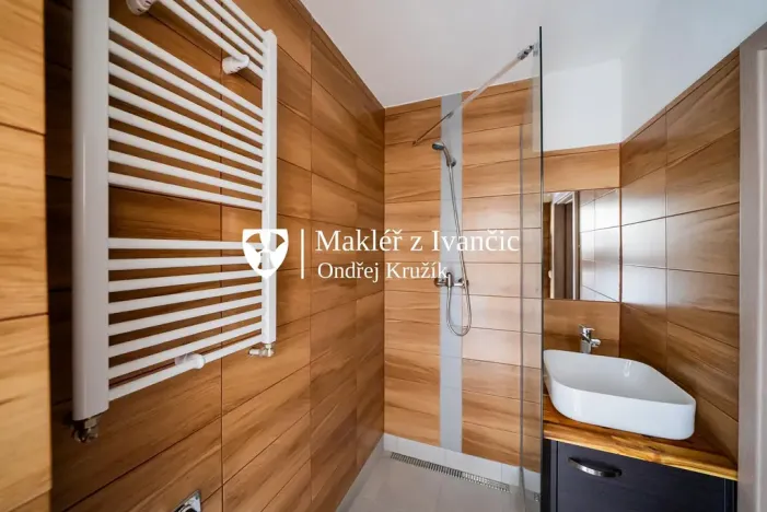 Prodej bytu 2+kk, Počenice-Tetětice - Počenice, 33 m2