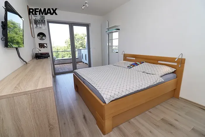 Prodej bytu 4+kk, Pardubice, Husova, 93 m2