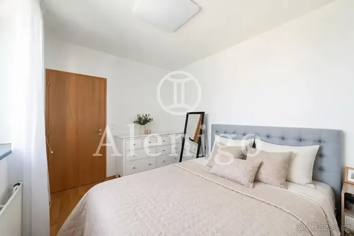 Prodej bytu 2+kk, Praha - Holešovice, U průhonu, 59 m2