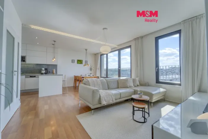 Prodej bytu 3+kk, Praha - Vysočany, Sousedíkova, 72 m2