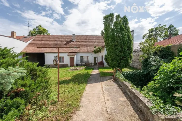 Prodej rodinného domu, Drnholec, nám. Svobody, 210 m2