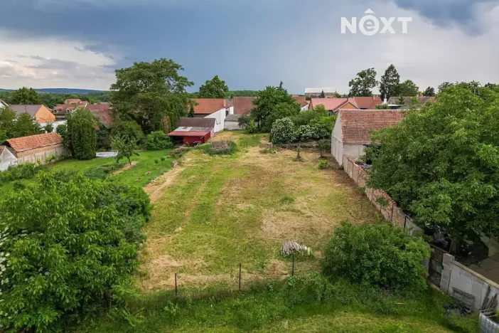 Prodej rodinného domu, Drnholec, nám. Svobody, 210 m2