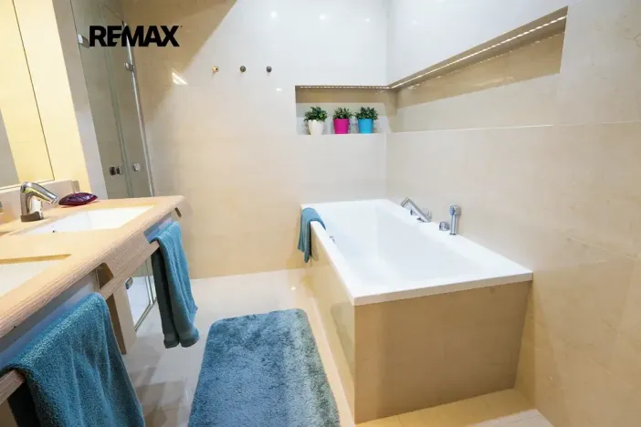 Prodej rodinného domu, Kyjov, třída Komenského, 290 m2