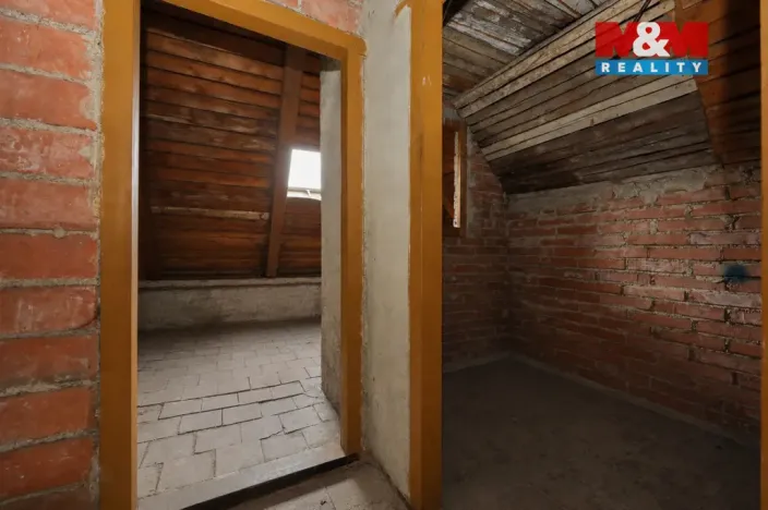 Prodej činžovního domu, Černovice, Táborská, 330 m2