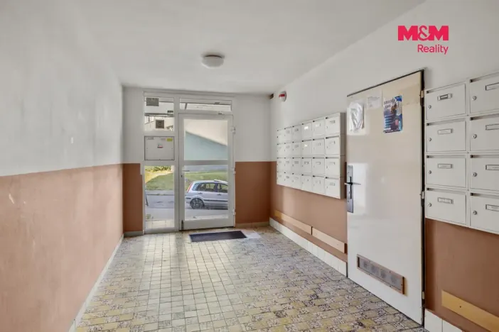 Prodej bytu 3+1, Kladno - Kročehlavy, Benešovská, 62 m2