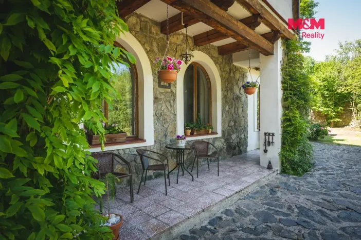 Prodej rodinného domu, Chrášťany - Černíkovice, 236 m2