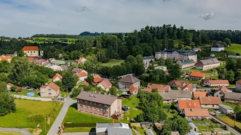 Prodej bytu 2+1, Nové Hrady, 75 m2