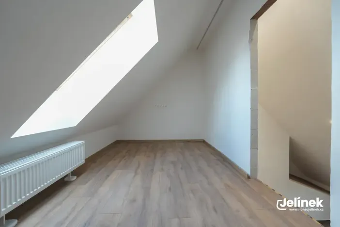 Prodej bytu 4+1, Polička, E. Beneše, 117 m2