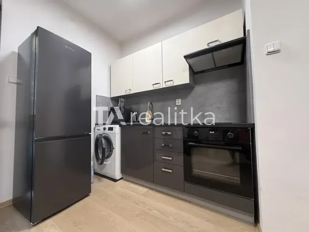 Pronájem bytu 1+kk, Havířov, Dlouhá třída, 24 m2