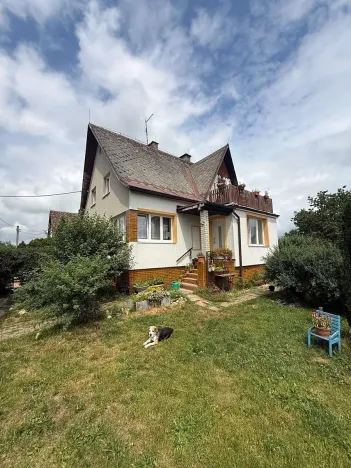 Prodej podílu vícegeneračního domu, Drmoul, Luční, 303 m2