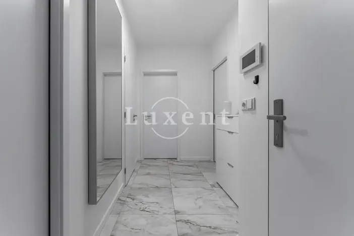 Prodej bytu 2+kk, Praha, Formanská, 56 m2