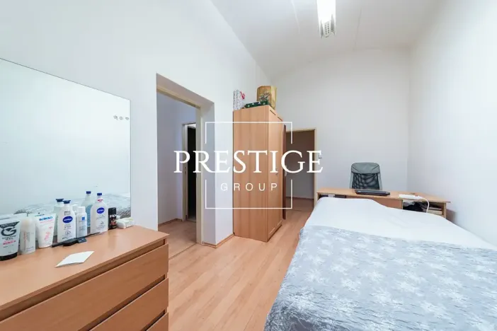 Pronájem bytu 1+1, Praha - Vinohrady, Šafaříkova, 39 m2