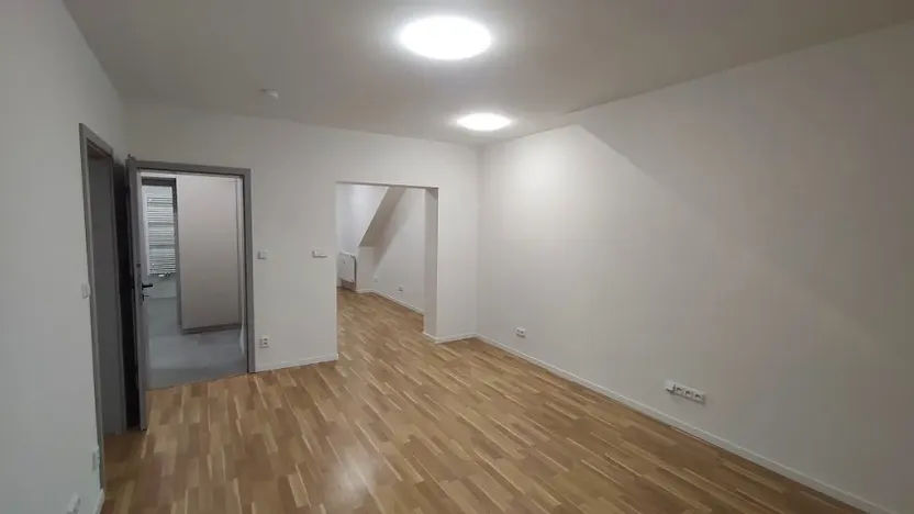 Pronájem bytu 2+1, Strakonice - Strakonice II, Dukelská, 58 m2