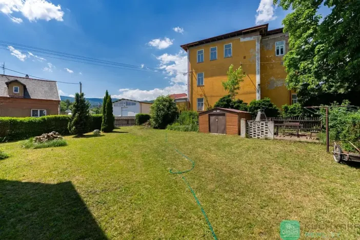 Prodej vícegeneračního domu, Hrob, 346 m2