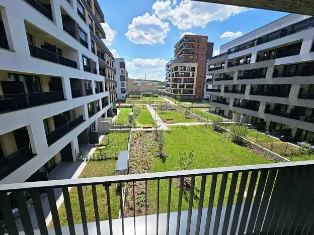 Pronájem bytu 1+kk, Praha, Poděbradská, 36 m2
