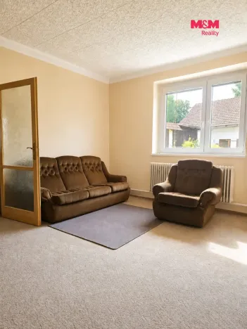 Pronájem zemědělského objektu, Pňov-Předhradí, Kolínská, 122 m2