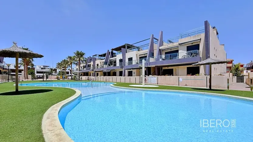 Prodej bytu 4+kk, Pilar de la Horadada, Španělsko, Avenida de la Torre, 108 m2