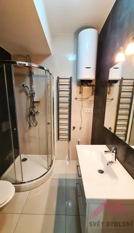 Pronájem bytu 2+kk, Praha - Kyje, Stružky, 45 m2