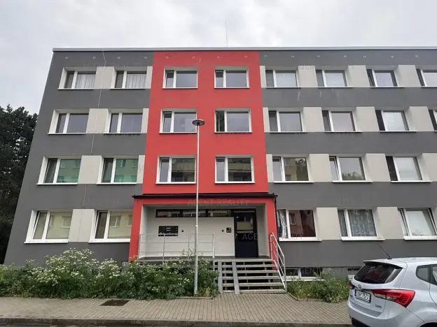 Pronájem bytu 2+kk, Slaný, Na Vavřinci, 33 m2