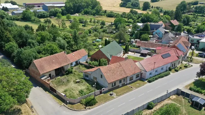Prodej pozemku pro bydlení, Kučerov, 1639 m2