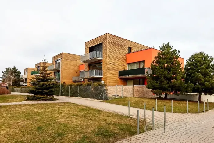 Prodej bytu 2+kk, Praha - Horní Počernice, K Berance, 63 m2