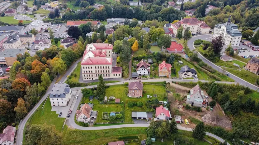 Prodej rodinného domu, Tanvald, Komenského, 600 m2
